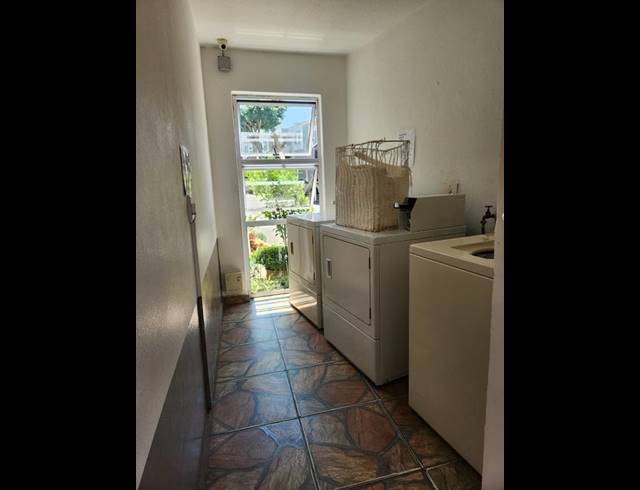 1 BEDROOM APARTMENT FOR SALE IN GREYVILLE